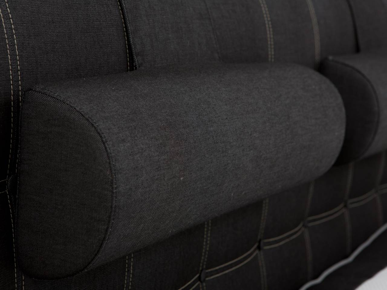 LUX Stor Nackkudde Svart Jeans